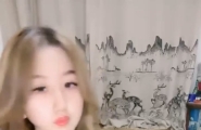 #直播【#小娜娜bABY】极品反差婊 明星颜值~模特身材~自慰脱衣秀~受不了啊