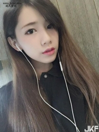 台南应用科技大学可爱型正妹黄玉婷!!!眼睛大大的快勾走...