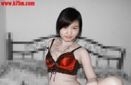 人妻虽然不怎么漂亮