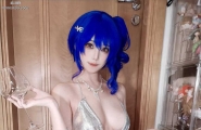 碧蓝航线 圣路易斯礼服自拍