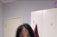#月月 苗条小妹妹都和男友啪啪