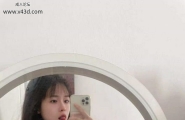 美女大学生的粉嫩嫩乳头