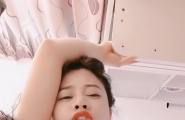 #直播【#喵喵儿】丰满气质少妇 饥渴痴女人妻 丝袜塞逼跪舔吐奶上帝视角特写自慰潮喷