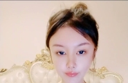 #直播 榨精女神穿新战袍 太美了~扣穴自慰狂喷水!