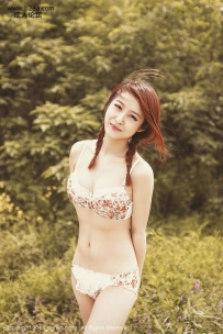 XIUREN秀人网202美乳天菜级美女Medusa火辣画面根本看不完