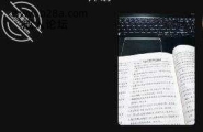 骚女都无情，摇一摇的饥渴骚货，要看鸡自慰
