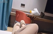 老婆说看看狼友的评论能不能让她兴奋之后再更