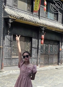 21岁女大学生，找个人来调教她