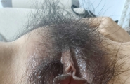 自用母狗肉便器，露逼展示