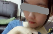 爱吃棒棒的小嫩妹看着口活也不错