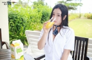 玛鲁娜的美臀诱惑沙巴旅拍最后一套