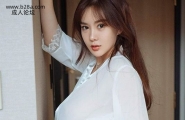 巨乳女郎丰臀让人挪不开眼