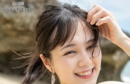 凉森れむ海滩美女激情展现美乳