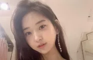 신재은 Zenny 「核彈級巨乳」呼之慾出：超養眼