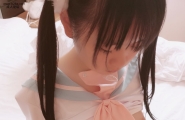 雙馬尾蘿莉的白虎嫩穴大特寫