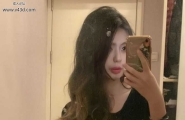 【素人情侣私拍 大学生周末酒店开房 漂亮翘臀女友被四眼仔男友后入狂操】